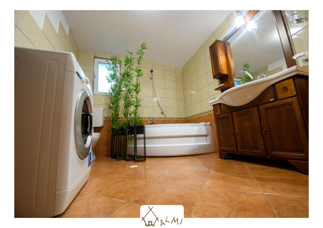 Apartmán Casa Almi - Deva Exteriér fotografie
